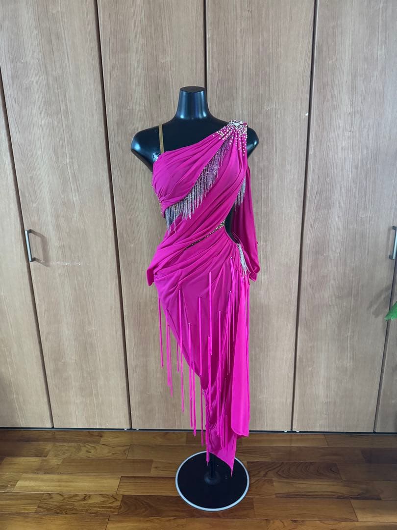 社交ダンス 競技ダンス　フリンジ付きドレス　ラテンドレス タカダンス