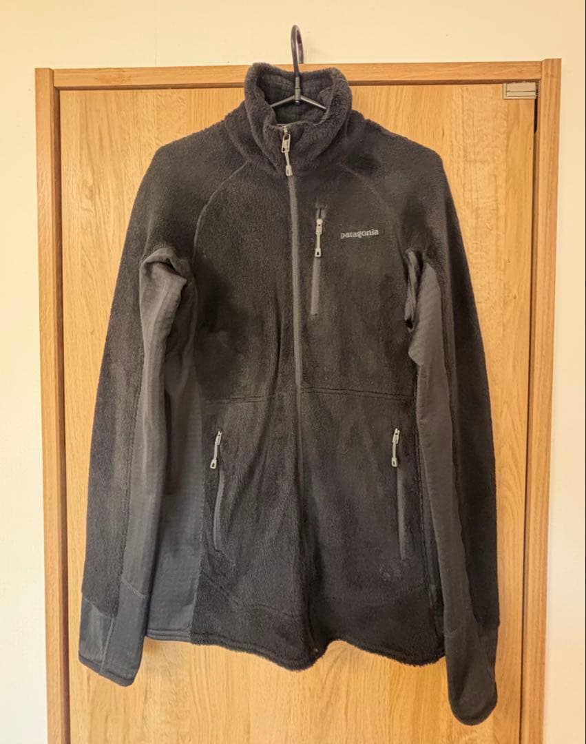 Patagonia　フリースジャケット　R１　Mサイズ