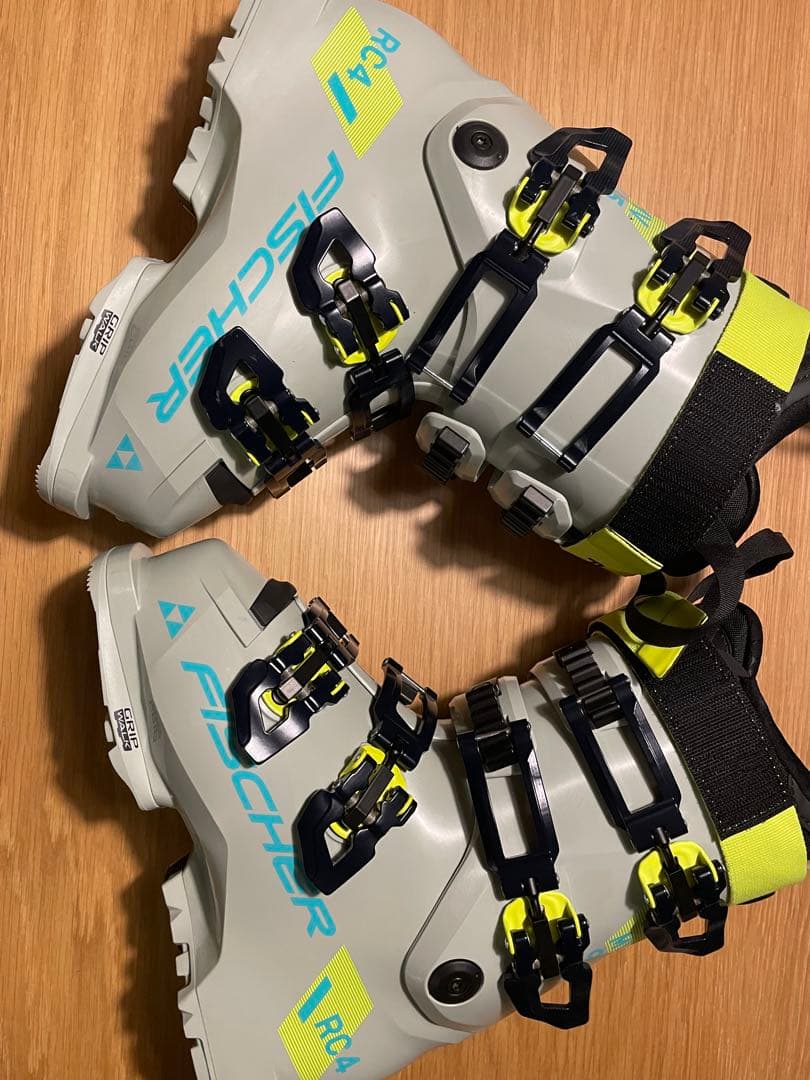 Fischer rc4mvスキー用ブーツ