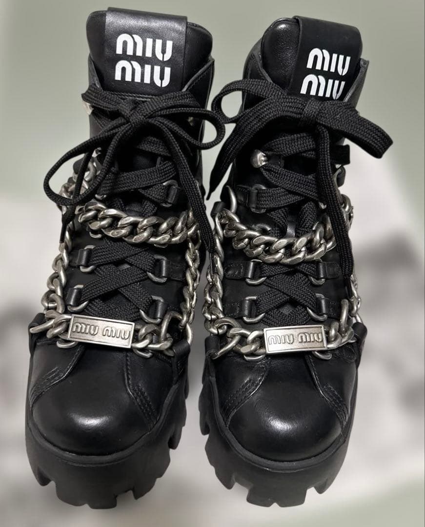 miumiuチェーン付きブーツ 34 1/2 黒 21.5 レザー 鑑定済