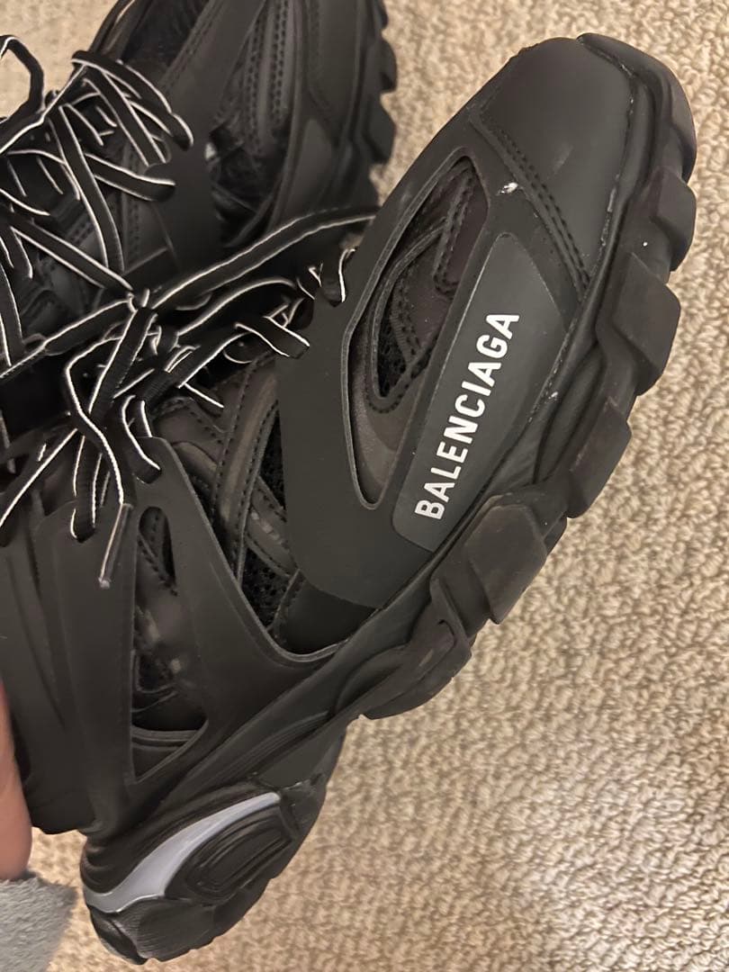 BALENCIAGA ブラック スニーカー LEDライト付き　最終値下げ