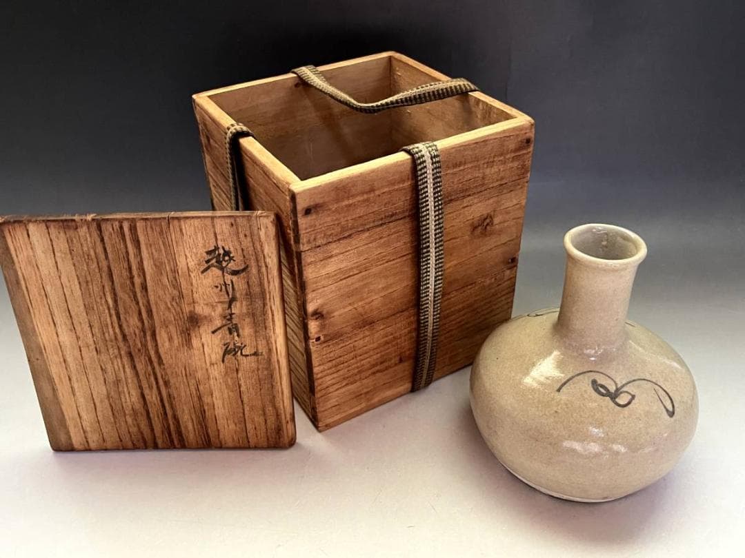 花瓶■古唐津（江戸期）古い花器 絵唐津 箱入り 古美術 時代物 骨董品■ Yahoo!オークション -「古唐津」(花器、壷) (唐津)の落札相場・落札価格