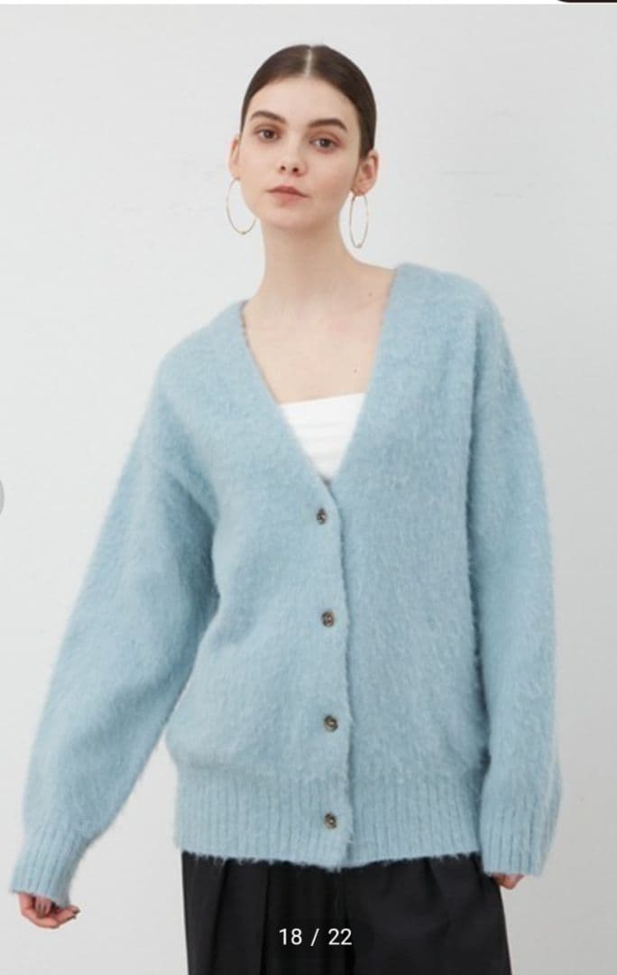 お値下げ！MIESROHE☆スカーフデザインアルパカシャギーカーデ - メルカリ