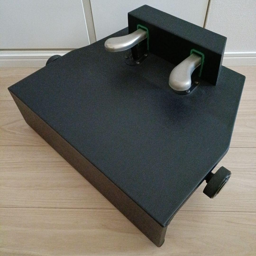 吉澤(PEACOCK)　ピアノ補助ペダル　AX-100　銀ペダル　黒　取説付 Amazon | YOSHIZAWA 吉澤 PEACOCK ピーコック ピアノ 補助ペダル 日本