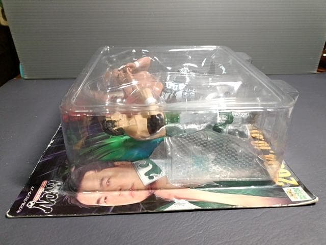 サイン付き 新品 武藤敬司 三沢光晴 フィギュアセット デビュー20周年