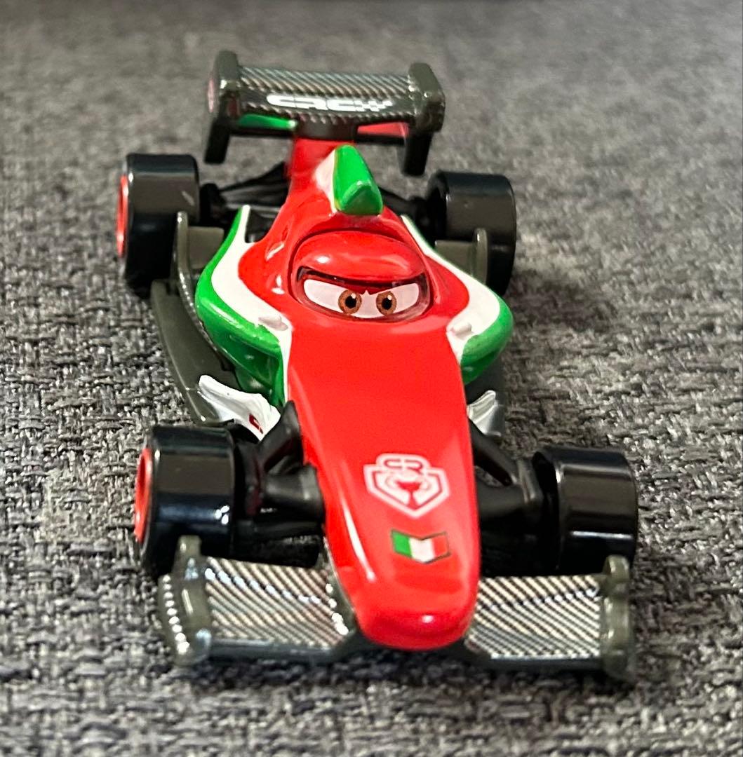 トミカ カーズ フランシス・ベルヌーイ(カーボンレーサータイプ