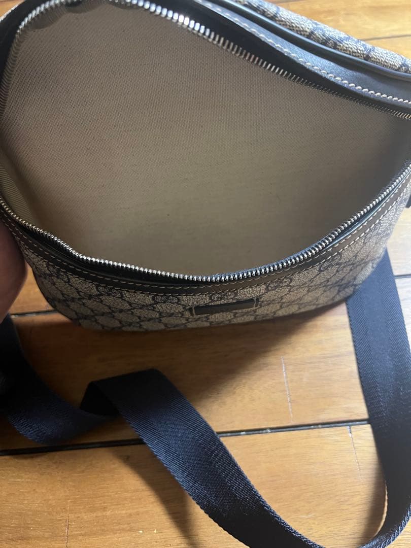 Gucci GGパターン ボディバッグ グッチ