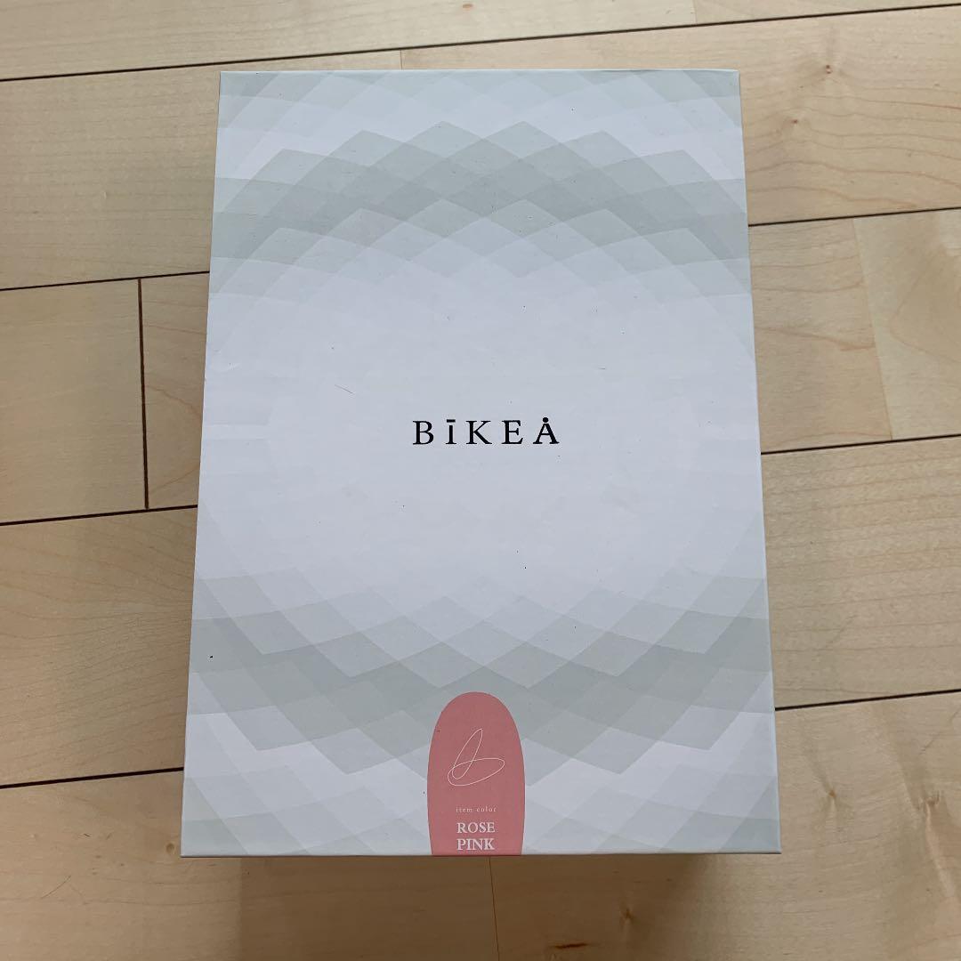 【新品未使用】BIKEA BRILLARE＜ビケアブリラーレ＞美顔器ローズピンク NIPLUX公式店】QRELLE│EMS×振動の美顔ローラー│表情筋にアプローチ