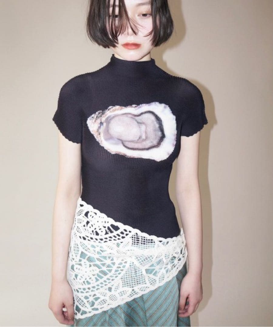 musubore 牡蠣 トップス - メルカリ