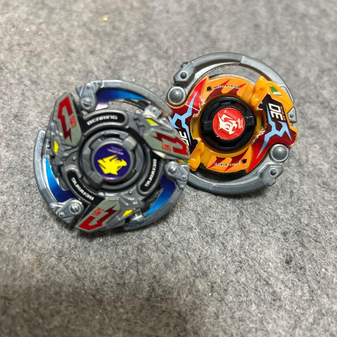 n*e様 ベイブレード 2個セット