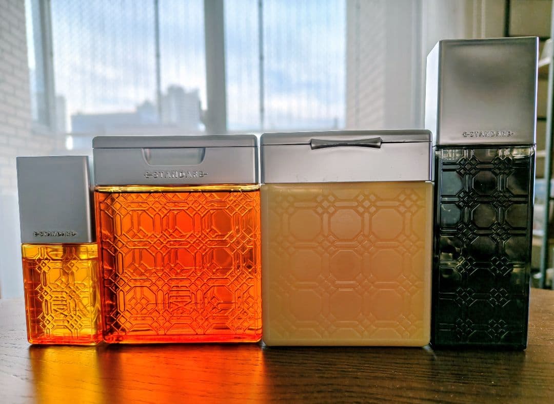 イイスタンダード シャンプー トリートメント ヘアセラム ヘアオイルセット