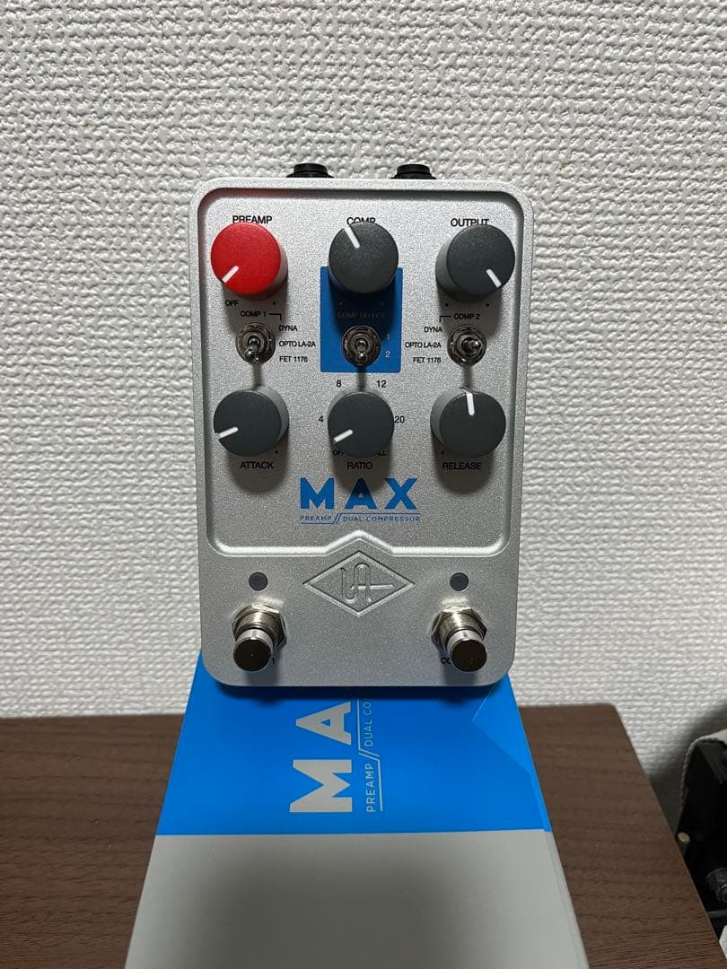 ギター UAFX MAX PREAMP DUAL COMPRESSOR