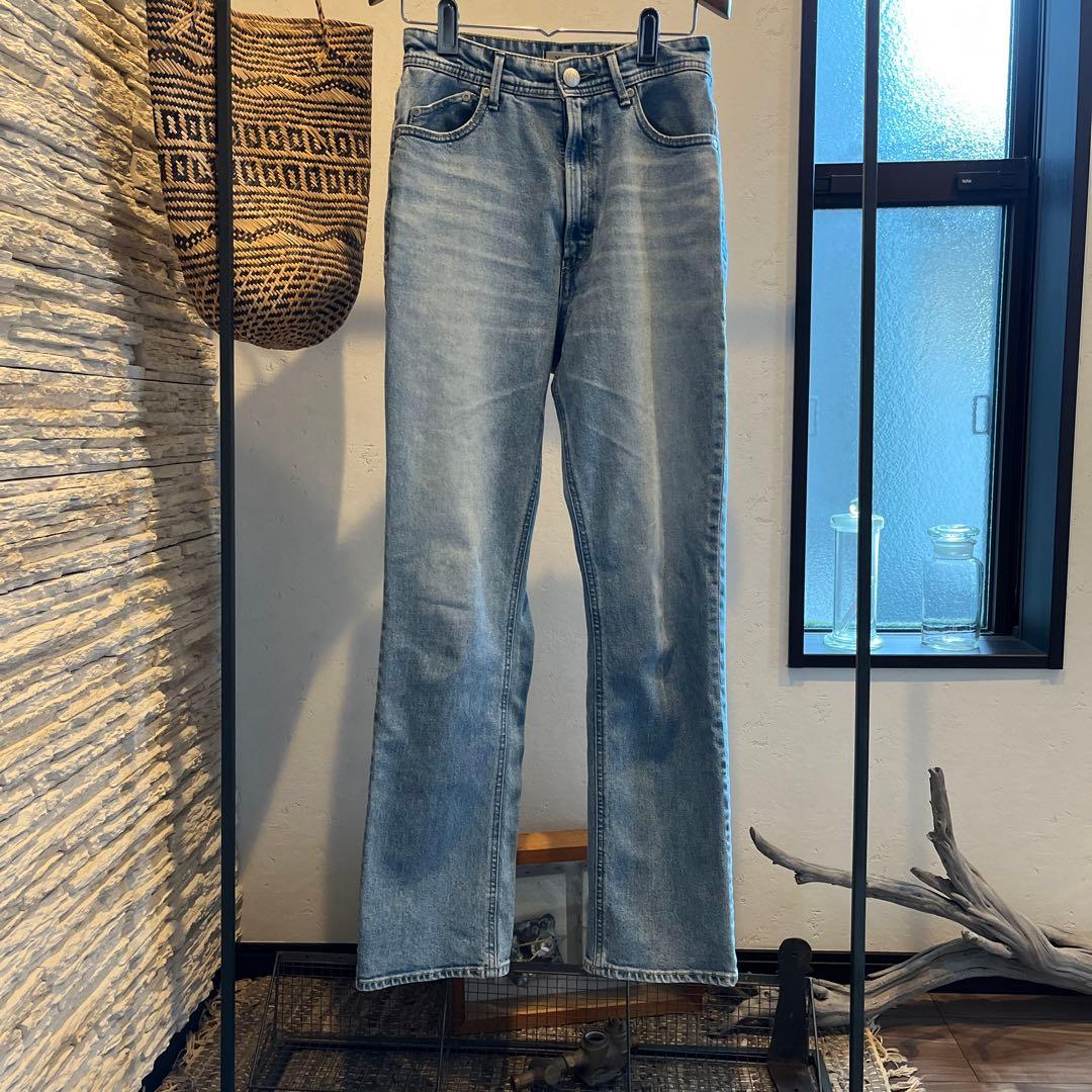 ヤヌークストレートデニム LOUISE 25 - メルカリ