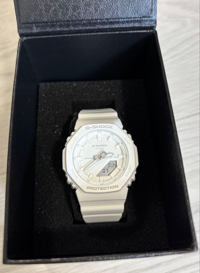 G-SHOCK 腕時計 ホワイト