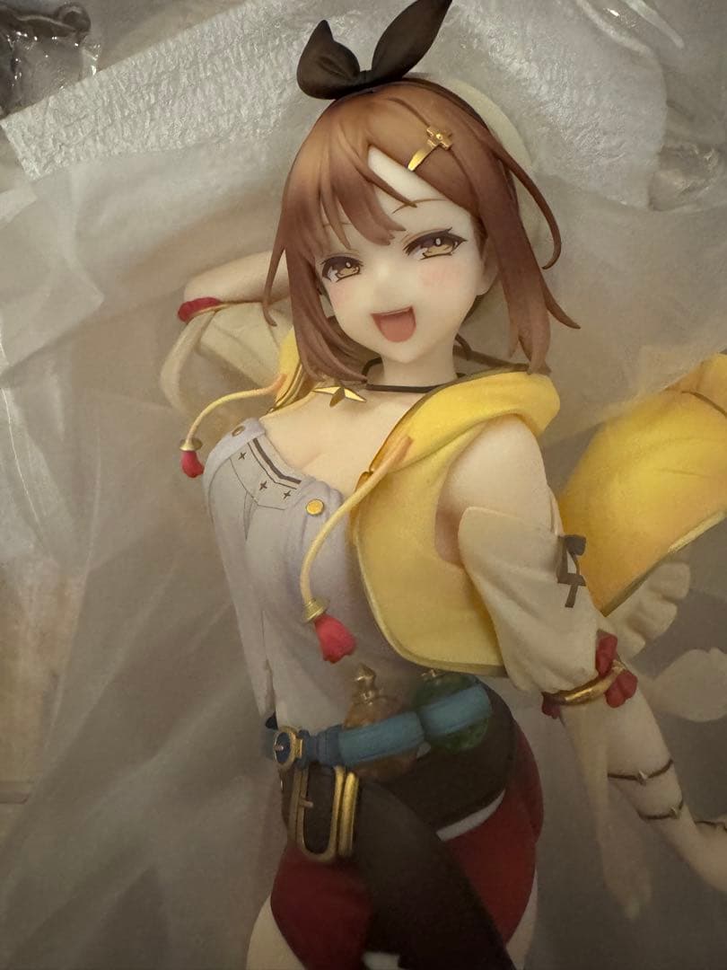 アルター　ライザ　フィギュア