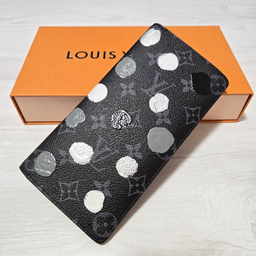 【美品！完売品！レア！】ルイヴィトン　長財布　草間弥生 メンズ レディース LOUIS VUITTON（ルイ・ヴィトン） ヴィトン 財布 財布 新品 限定品 長