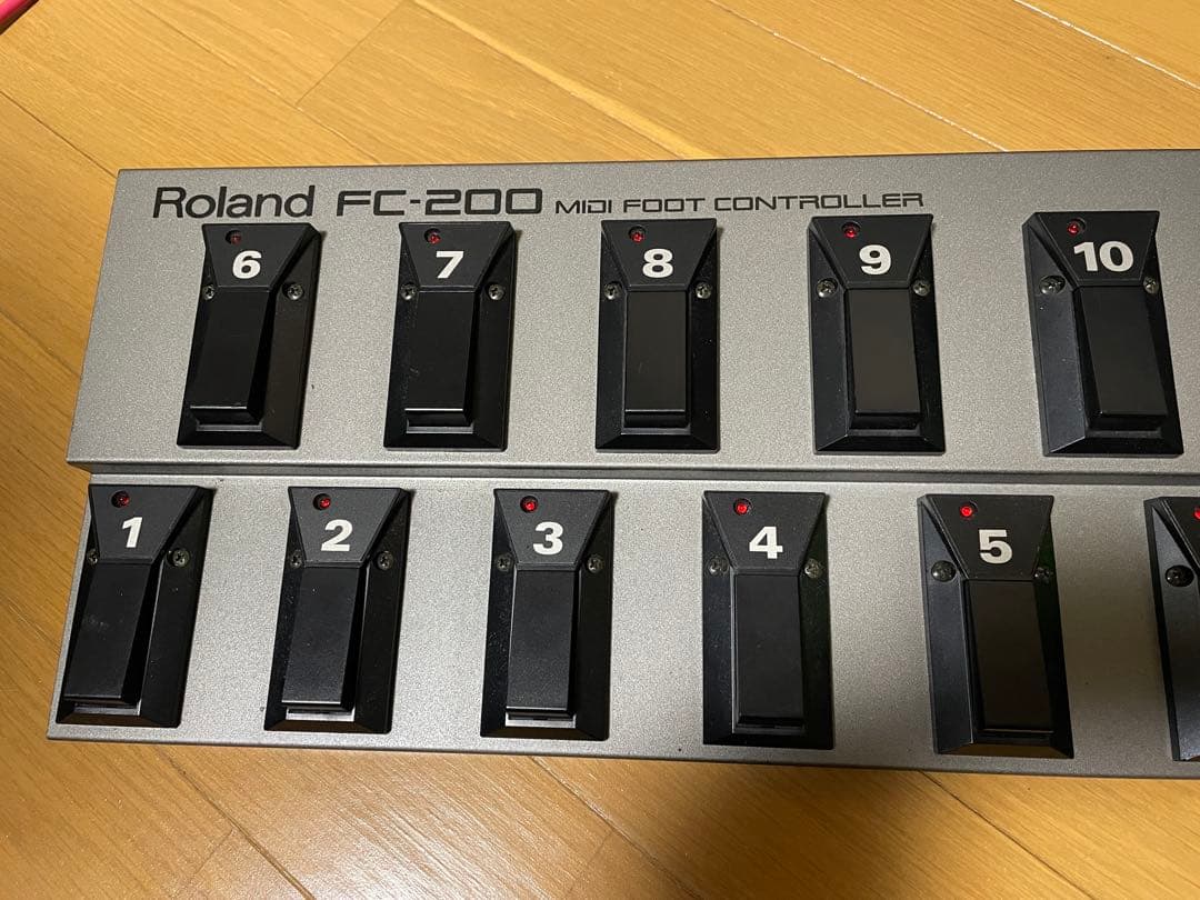 Roland FC-200 MIDIフットコントローラー