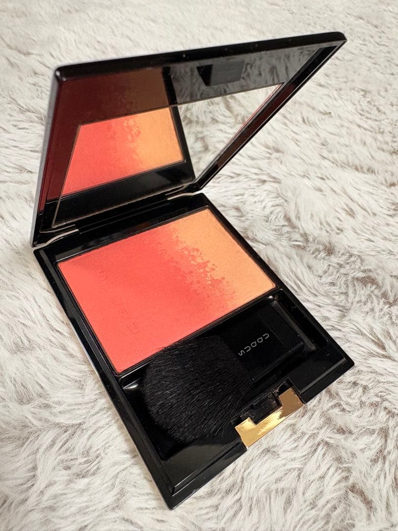 SUQQU ピュアカラーブラッシュ10頬紅 - メルカリ