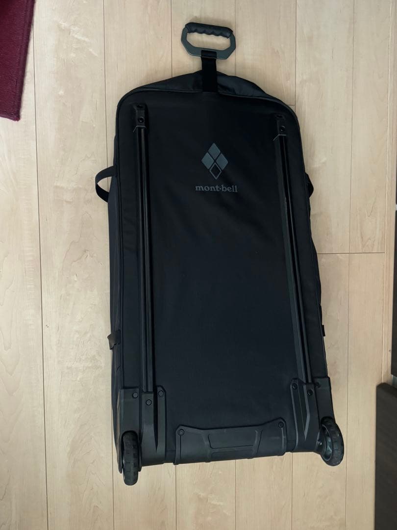モンベル ウィリーダッフル90 - メルカリ