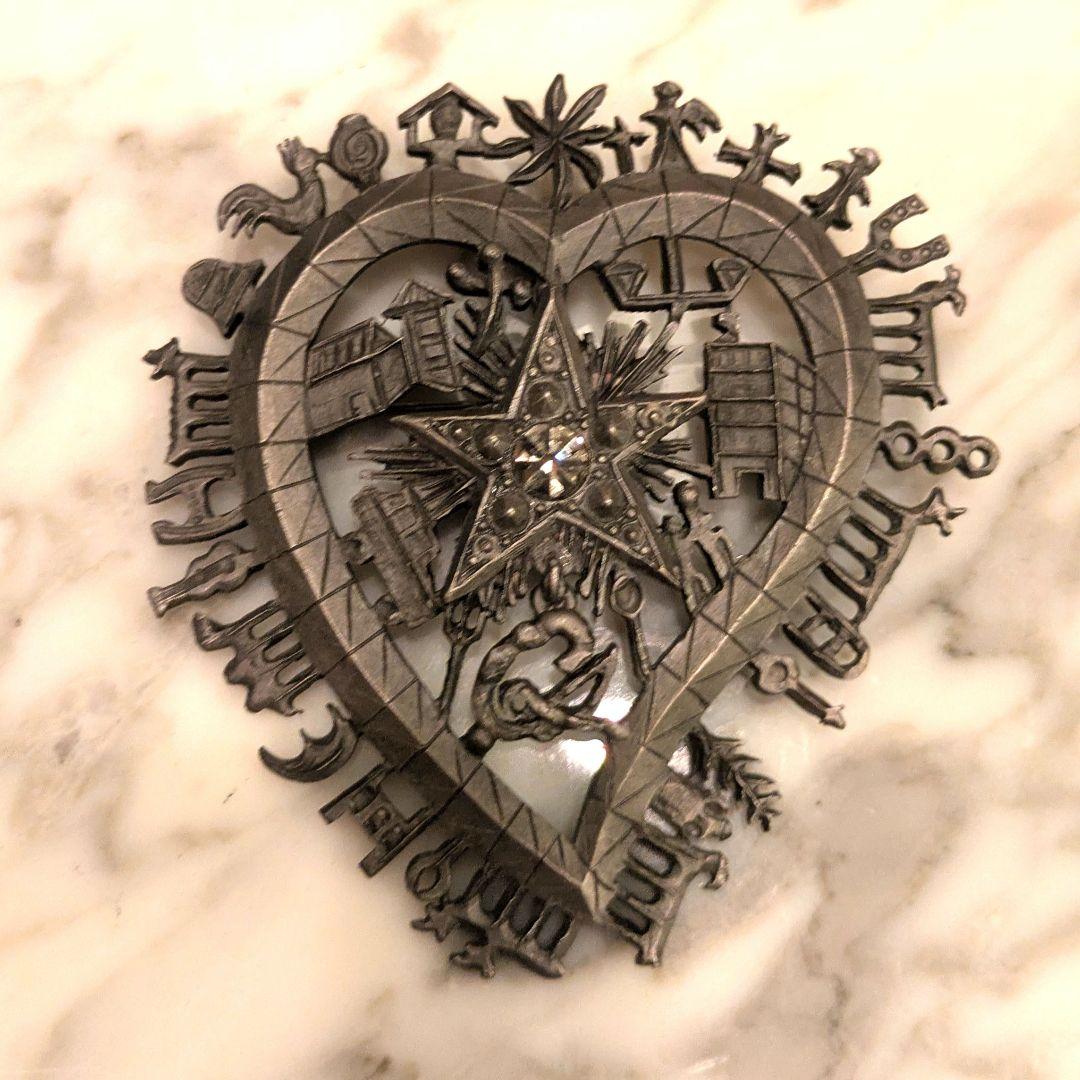 クリスチャンラクロワ　ブローチ　フランス製