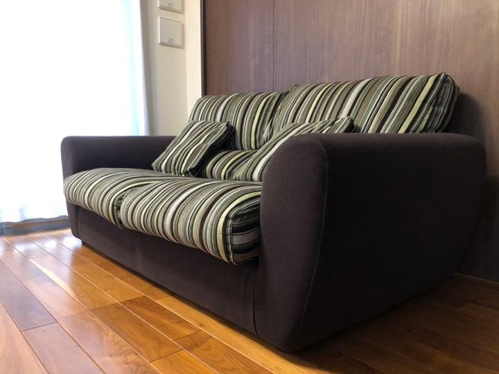 【ニトリ】3人用布張りスペイン製ソファ