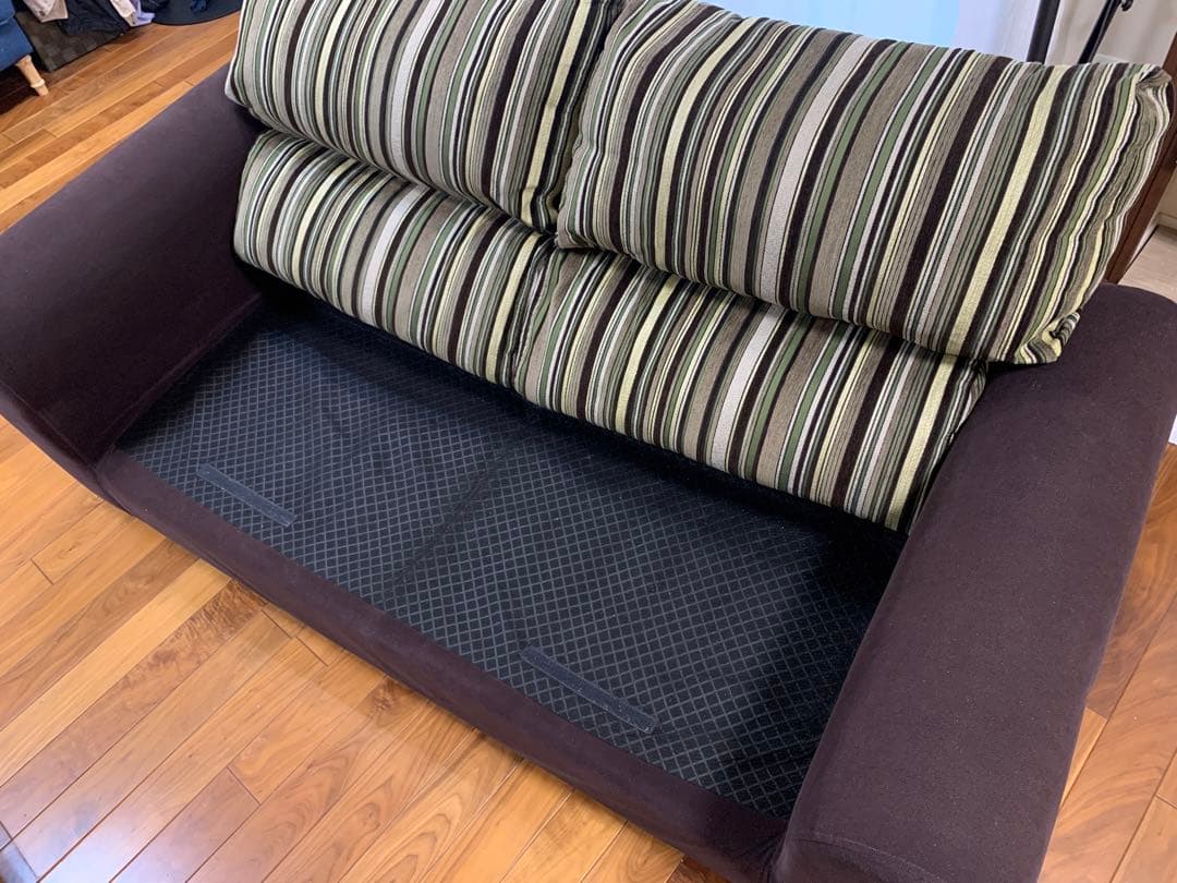 ニトリ】3人用布張りスペイン製ソファ - メルカリ