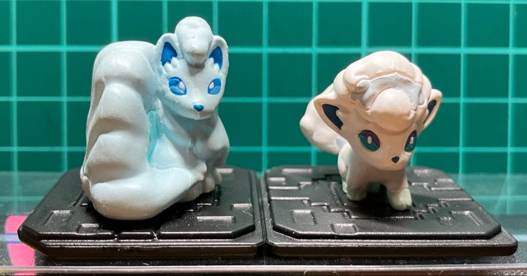 モンコレGET アローラロコン・キュウコンセット - メルカリ