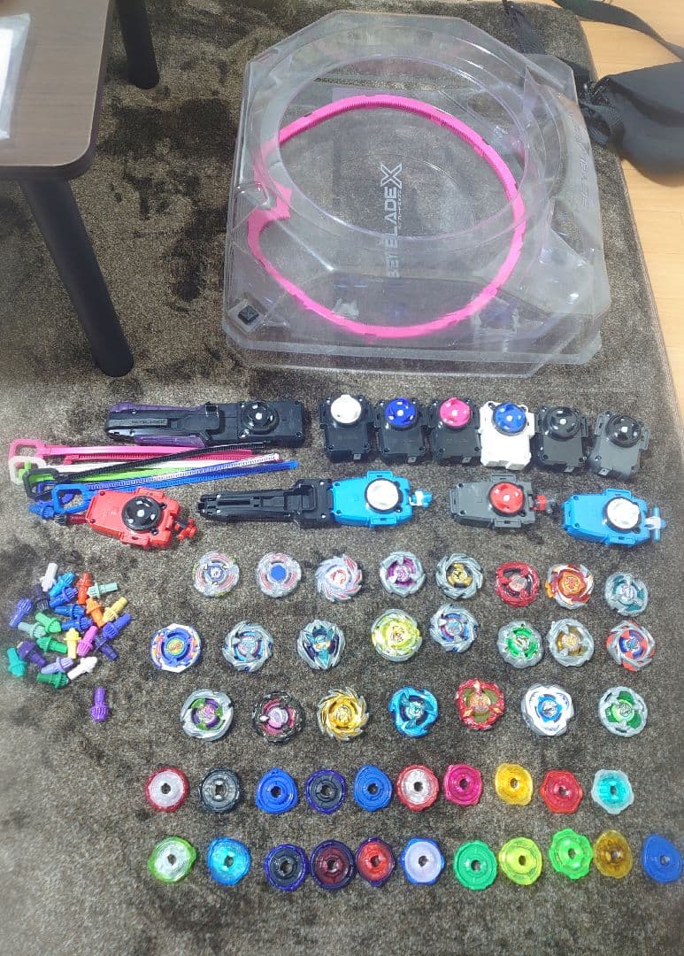 ベイブレードX まとめ売り スタジアム付き バラ売り不可