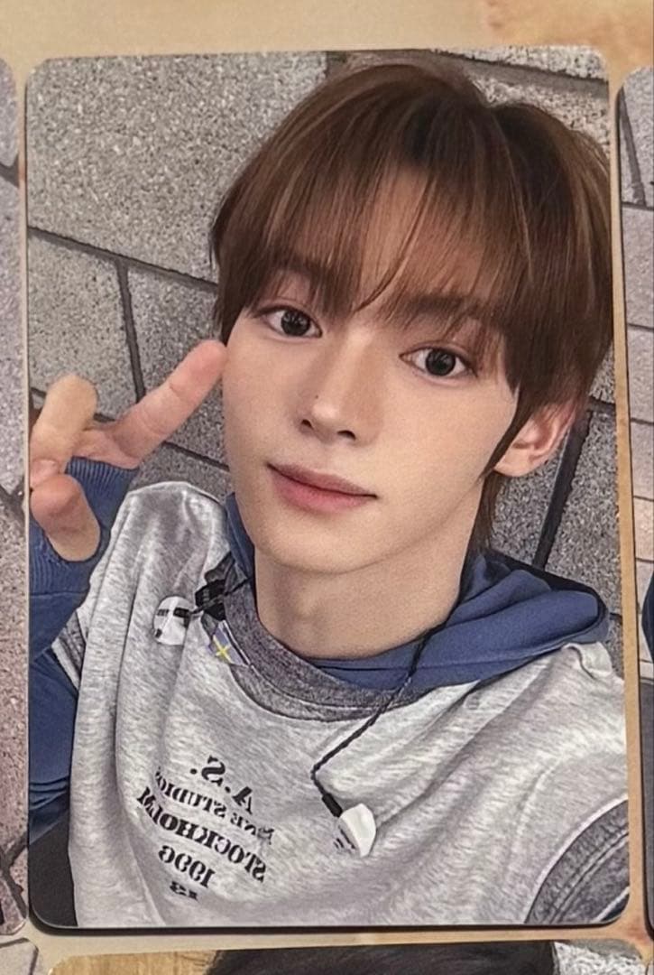 TWS playhard 中華 一直娱 yizhiyu ハンジン - メルカリ