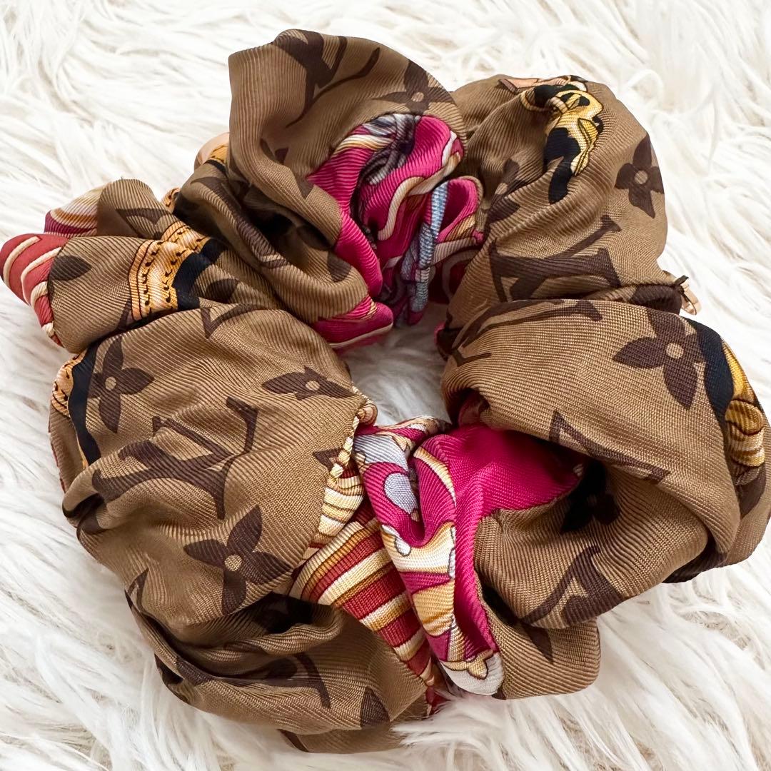 ルイ・ヴィトン M76954 シュシュ トロ・シュー マルチカラー