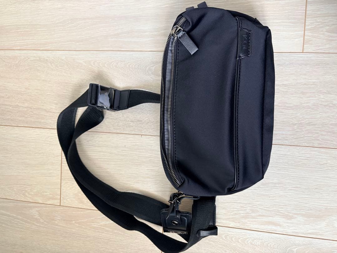 TUMI バック　ポーチ