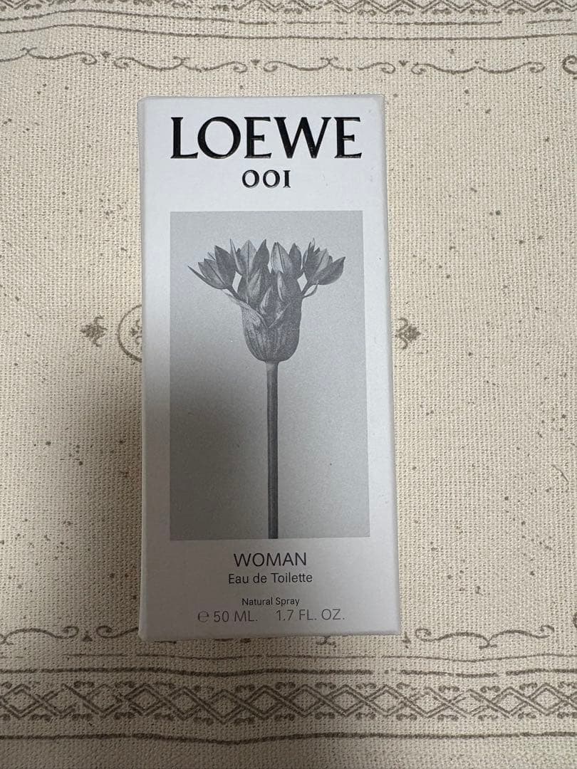 香水(女性用) LOEWE 001 WOMAN Eau de Toilette 50ML