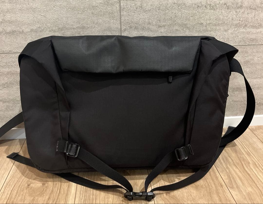 Shinyaさん専用 アークテリクス メッセンジャーバッグ Fyx9 黒