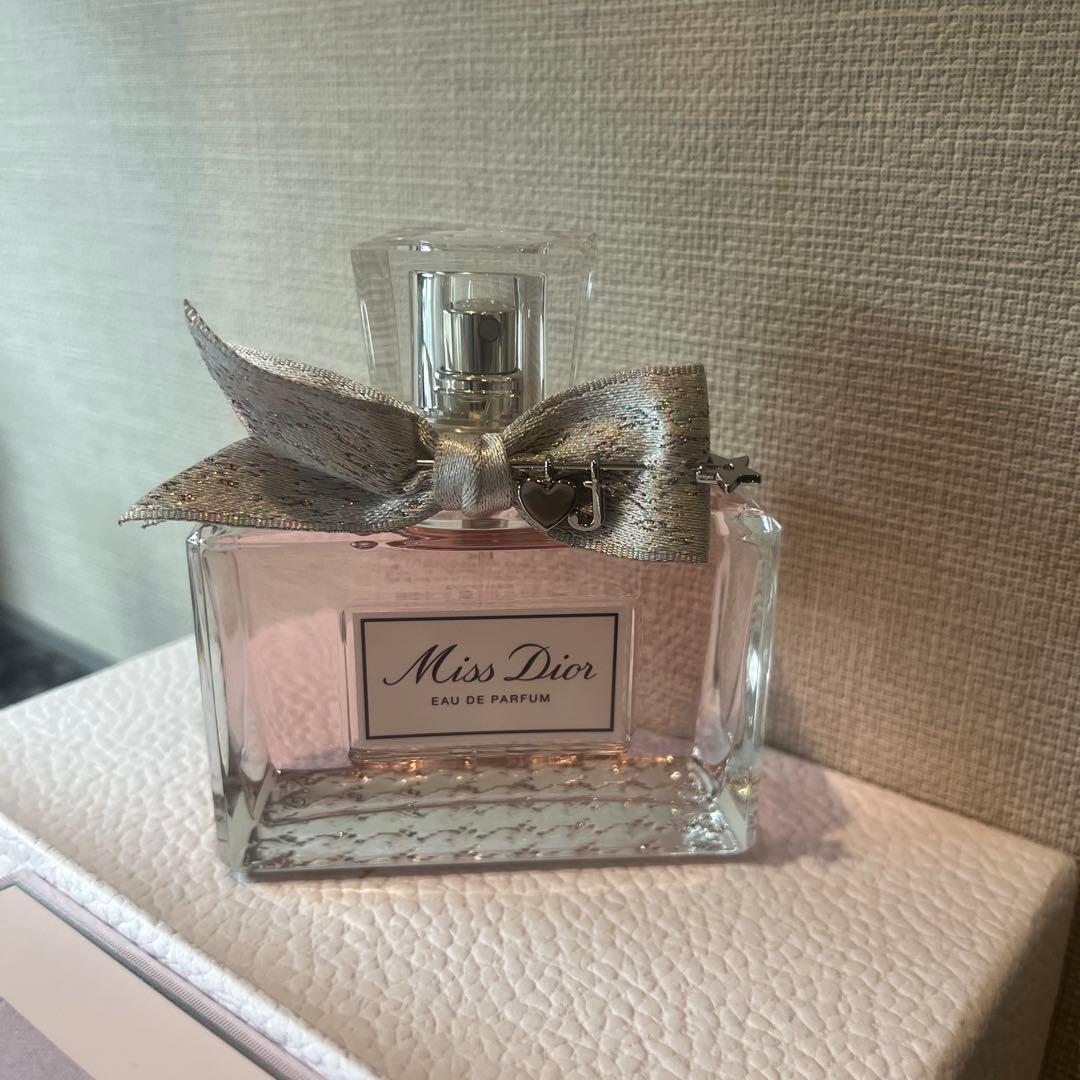 Miss Dior Eau de Parfum (箱付き)100ml