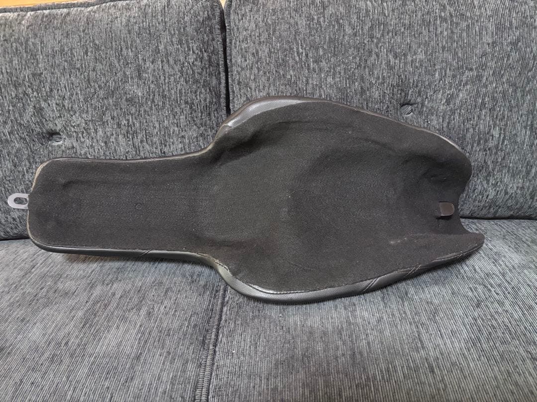 スポーツスターシートWhiplashSLIPSTREAM SEAT - メルカリ