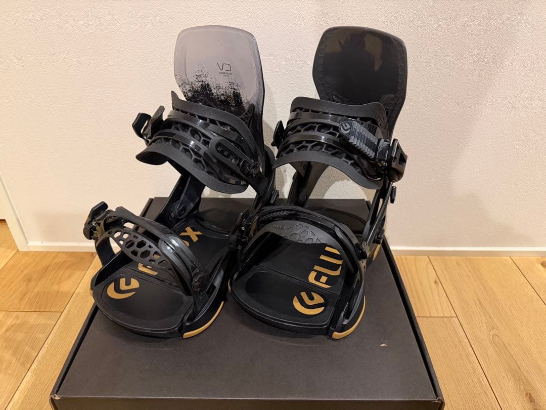 FLUX CV ビンディング Mサイズ