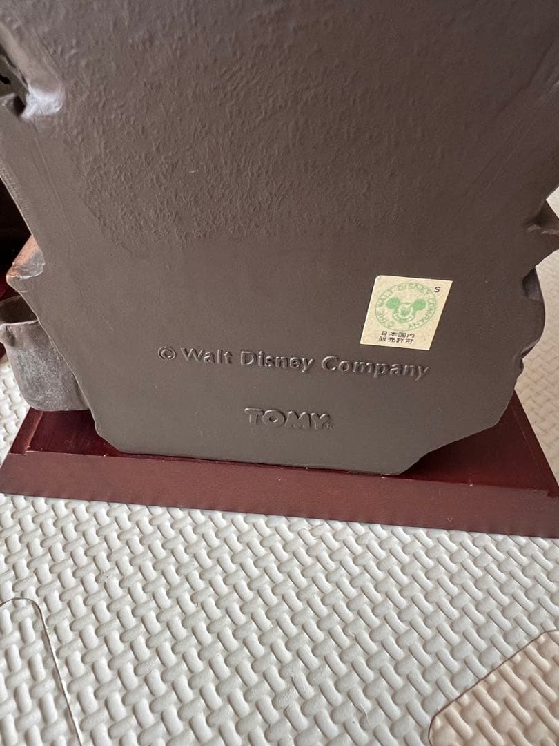 ディズニー ブロンズ風 ブックスタンドMoving Day 1936 限定品 - メルカリ