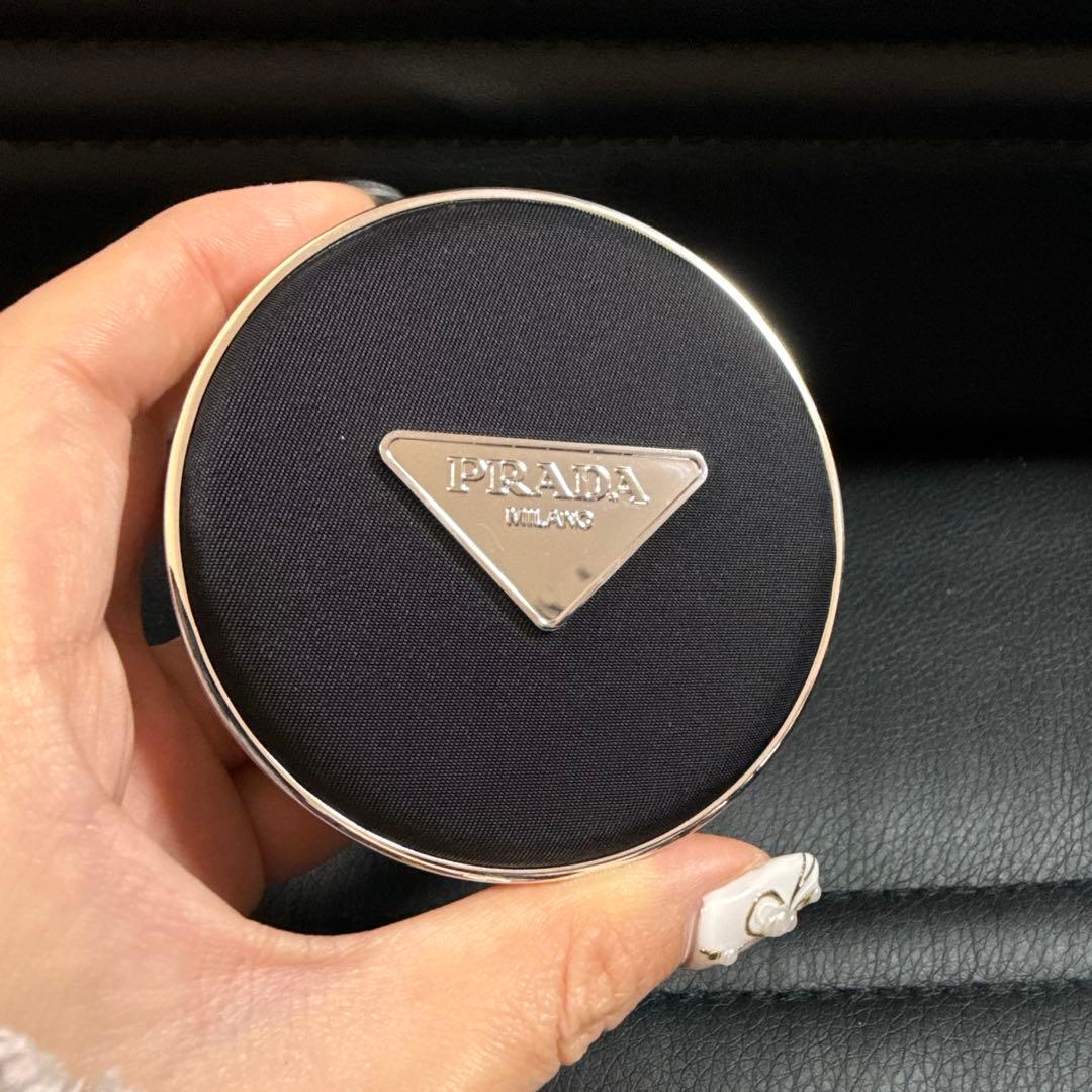 PRADA リヴィール メッシュ クッション LN10