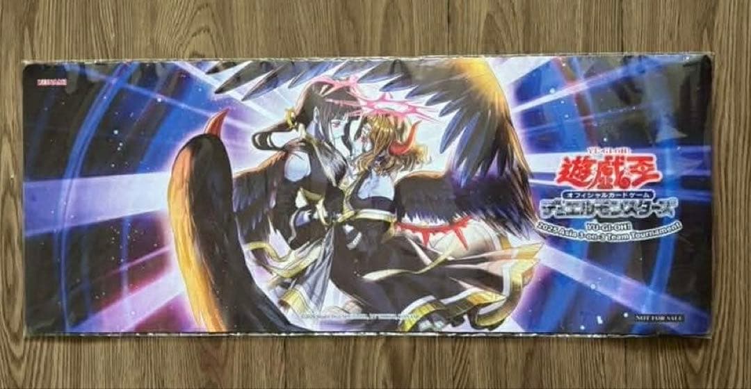 遊戯王 香港大会限定 佚楽の堕天使 ハーフ プレイマット 遊戯王OCG プレイマット KONAMI 佚楽の堕天使 - メルカリ