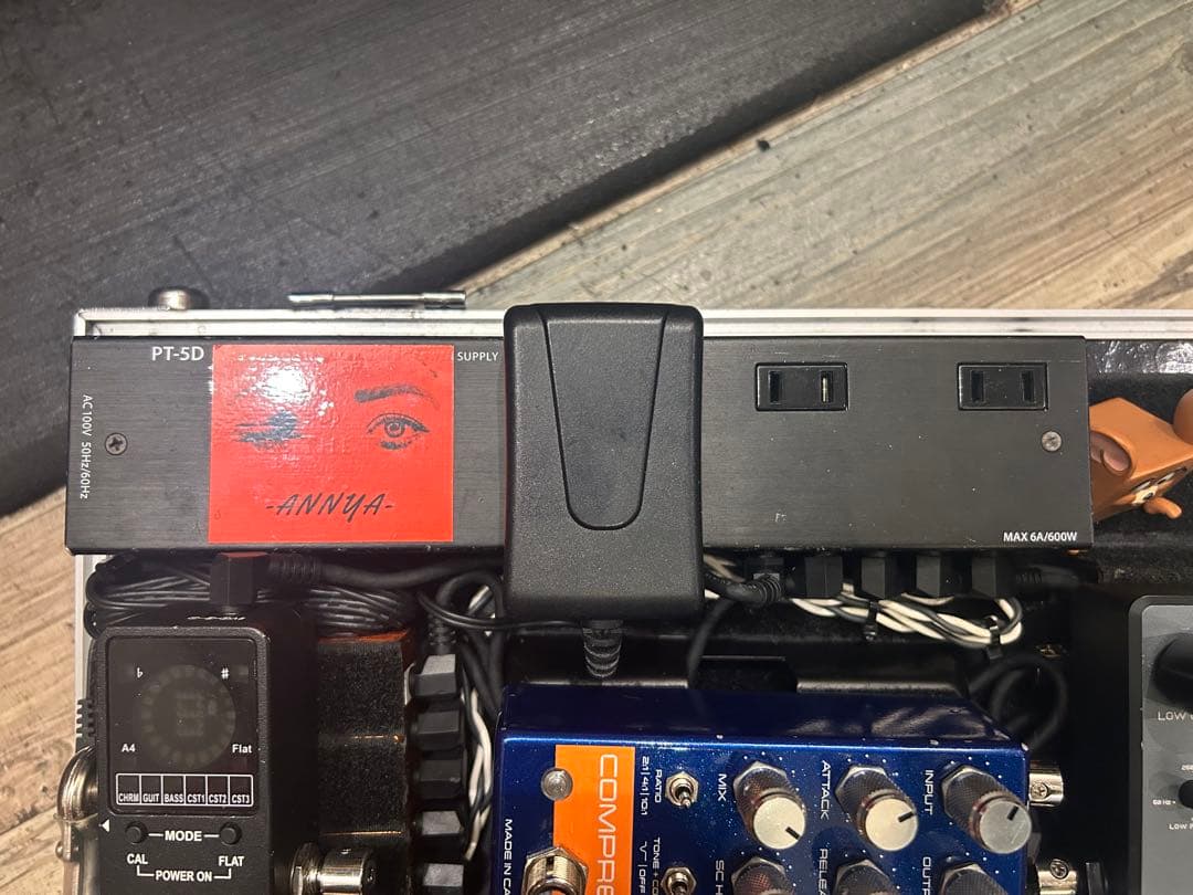 12/31まで値下 FREE THE TONE PT-5D パワーサプライ Free The Tone AC POWER DISTRIBUTOR with DC POWER SUPPLY PT-5D