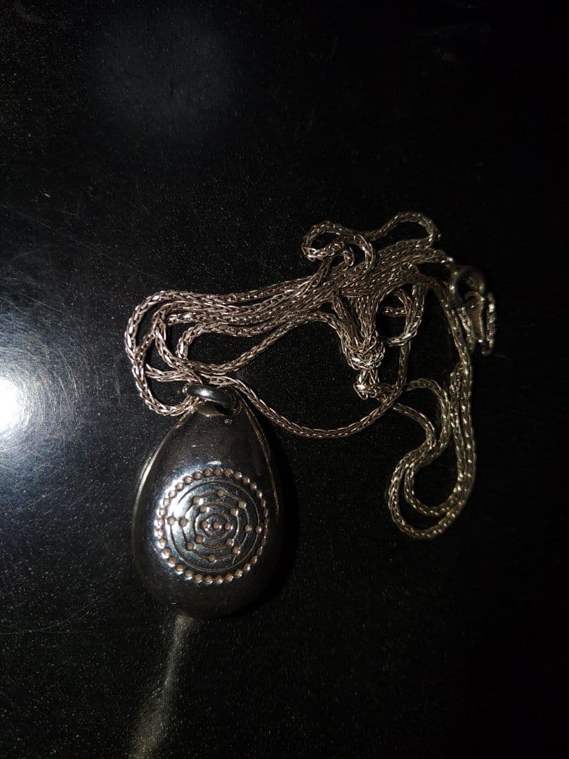 ペンダント　　アメノシズク　　　キュービックジルコニア