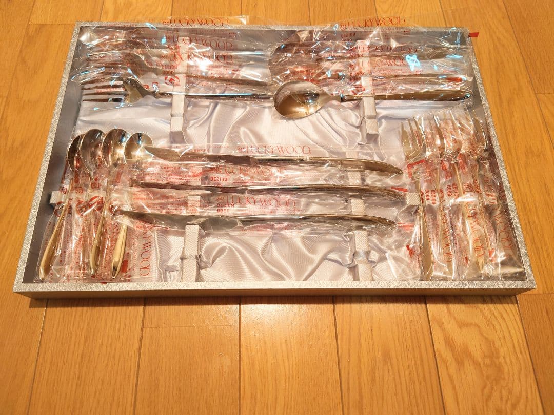 【新品】LUCKYWOOD カトラリーセット 17点