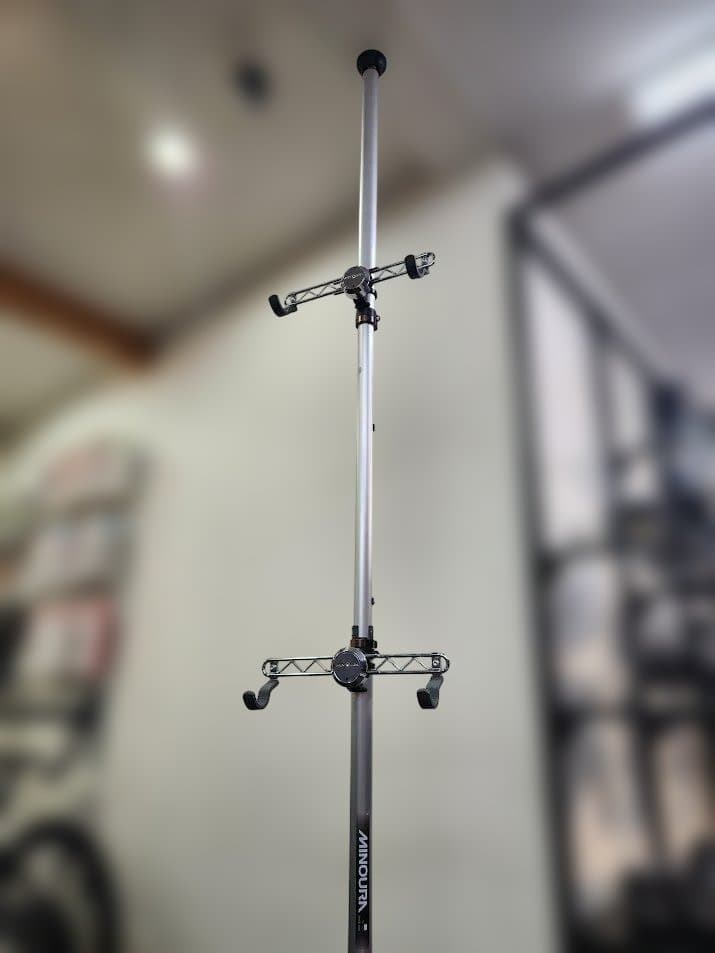 ミノウラ　バイクタワー　20 D 　中古品 MINOURA(ミノウラ)バイクタワー20D (3分割) シルバー 3分割 | 自転車