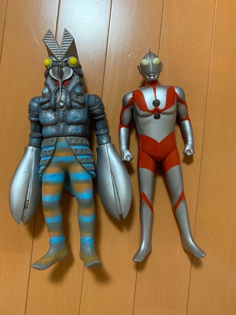 動作確認済み】サウンドバトラー（ウルトラマン、バルタン星人