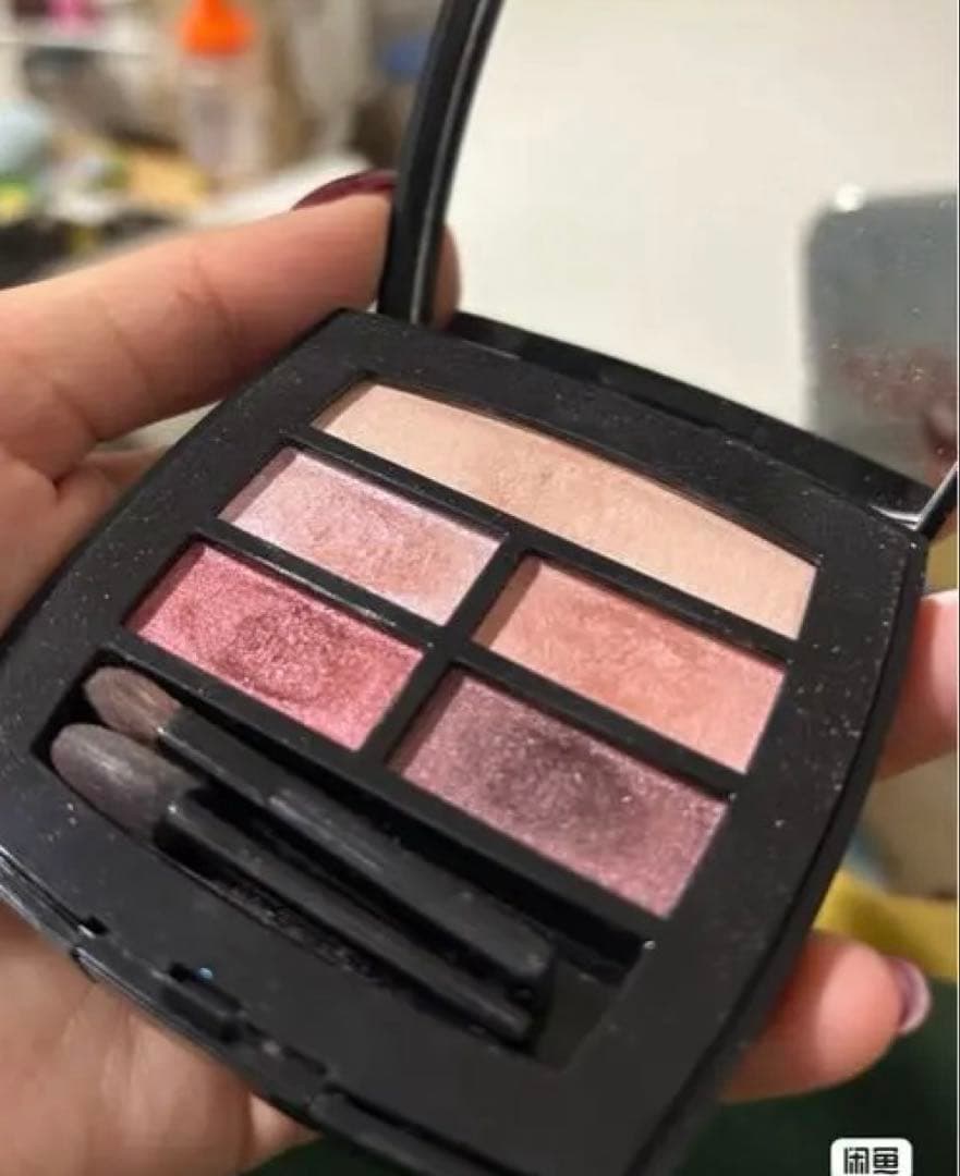 Chanel アイシャドウパレット 5色