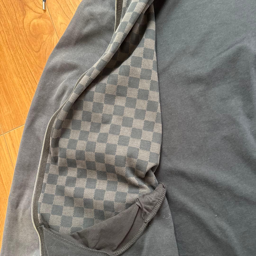 ルイヴィトン パーカー エンボス ダミエ - メルカリ