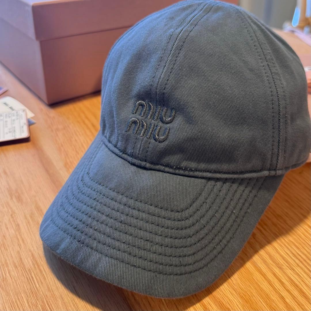 【新品未使用 正規品】miu miu ベースボールキャップ