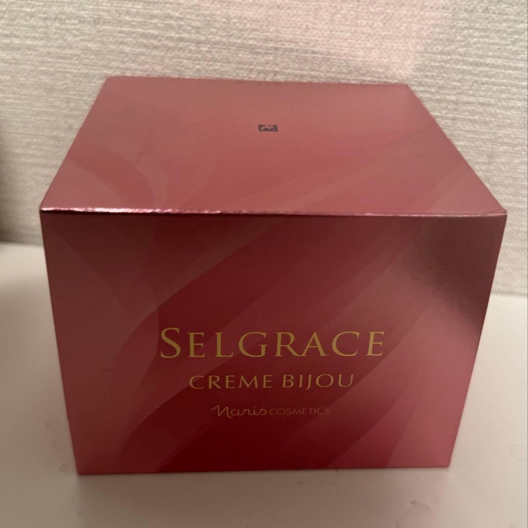 ナリスセルグレースルミエ・パリ　クリームビジュ（高機能美容マッサージ・クリーム）