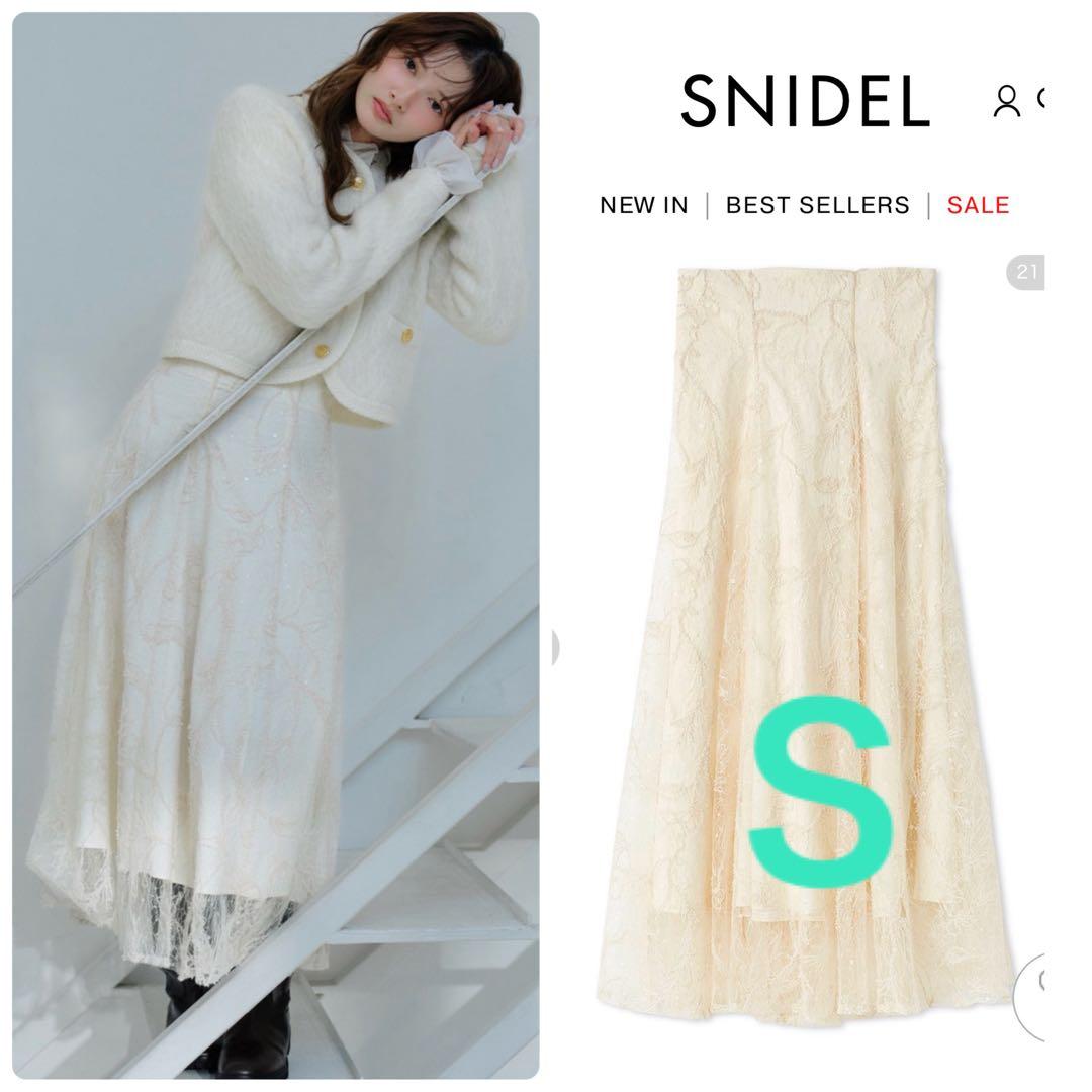 新品タグ付き♥️ SNIDEL スナイデル エンブロイダリースカート