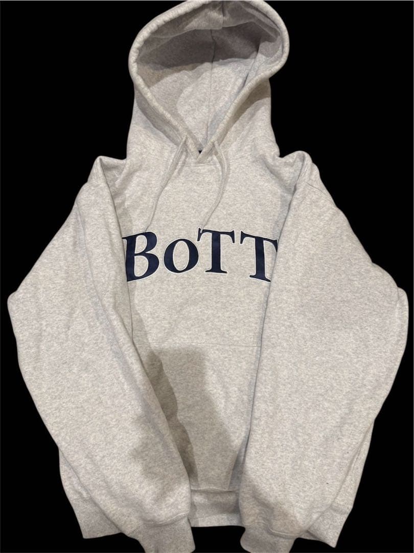 bott パーカー　ボット